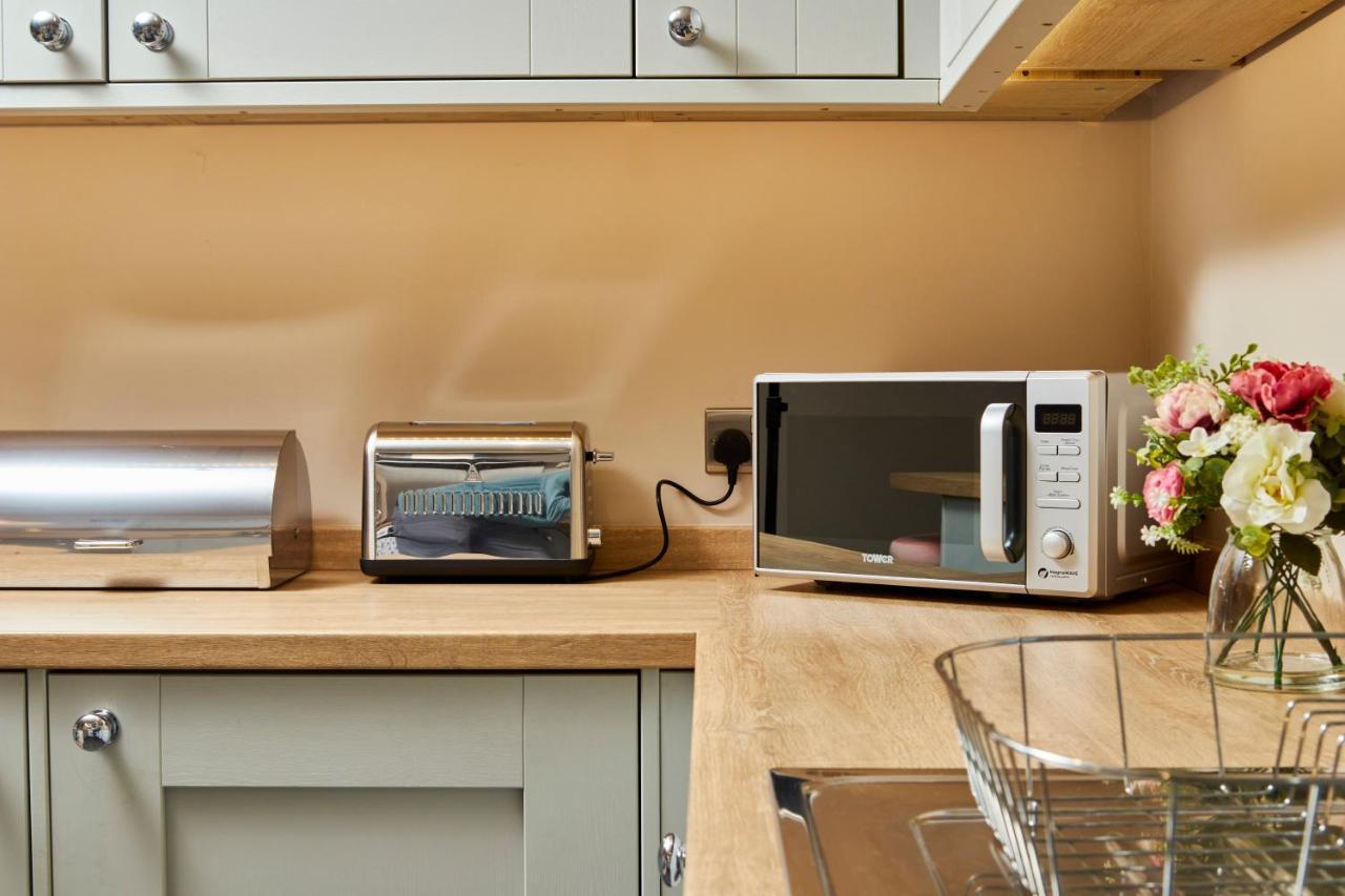 The Stunning Central Harrogate Abode - Sleeps 6 Kültér fotó