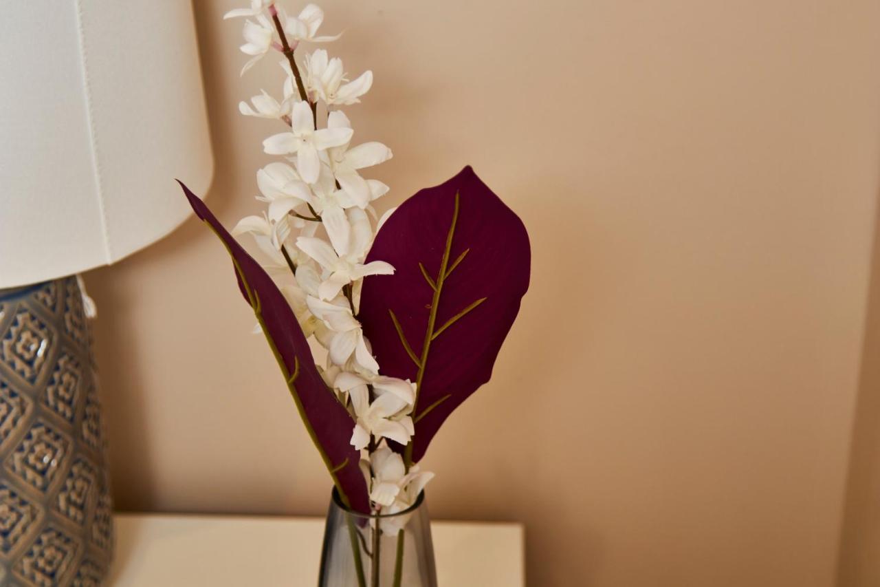 The Stunning Central Harrogate Abode - Sleeps 6 Kültér fotó